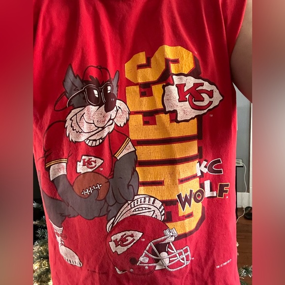 Vintage KC Wolf Kansas City Chiefs circa 1993 xl sleeveless t-shirt